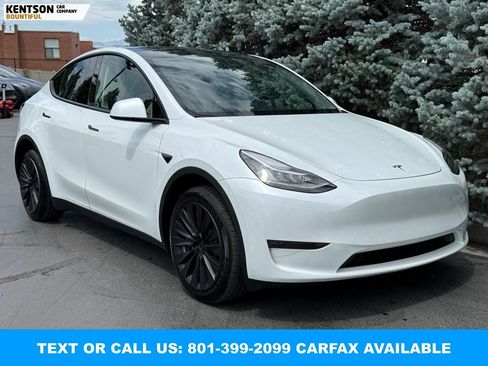 Used 2023 Tesla Model Y Long Range AWD/4WD image 13
