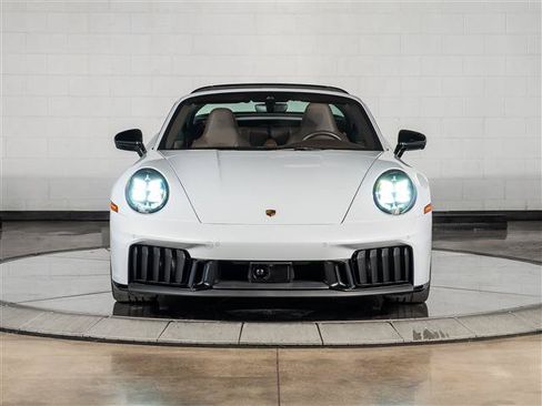 Used 2026 Porsche 911 Targa 4 GTS AWD/4WD image 6