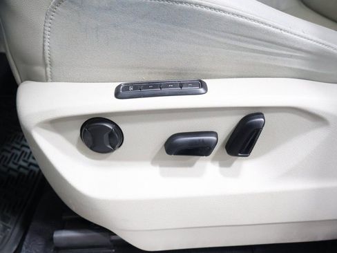 Used 2019 Volkswagen Atlas SEL Premium image 14