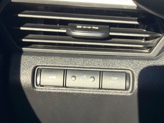 Certified 2023 Nissan Altima 2.5 SR FWD image 30