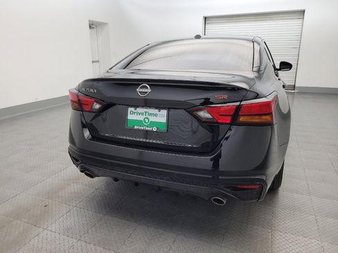 Used 2025 Nissan Altima 2.5 SR FWD image 7