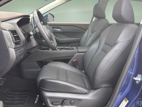 Certified 2023 Nissan Rogue SV w/ SV Premium B Package AWD/4WD image 19