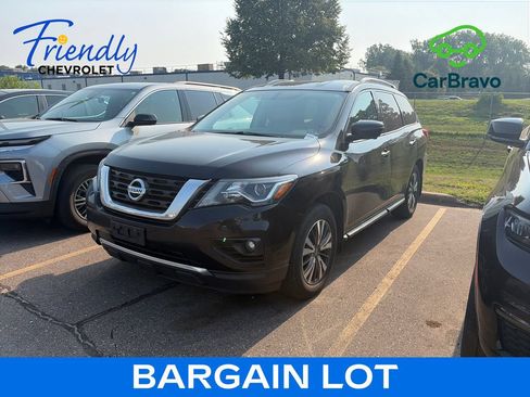 Used 2017 Nissan Pathfinder SL w/ SL Tech Package AWD/4WD image 1