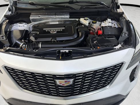 Used 2021 Cadillac XT4 Luxury w/ Driver Awareness Package FWD image 24