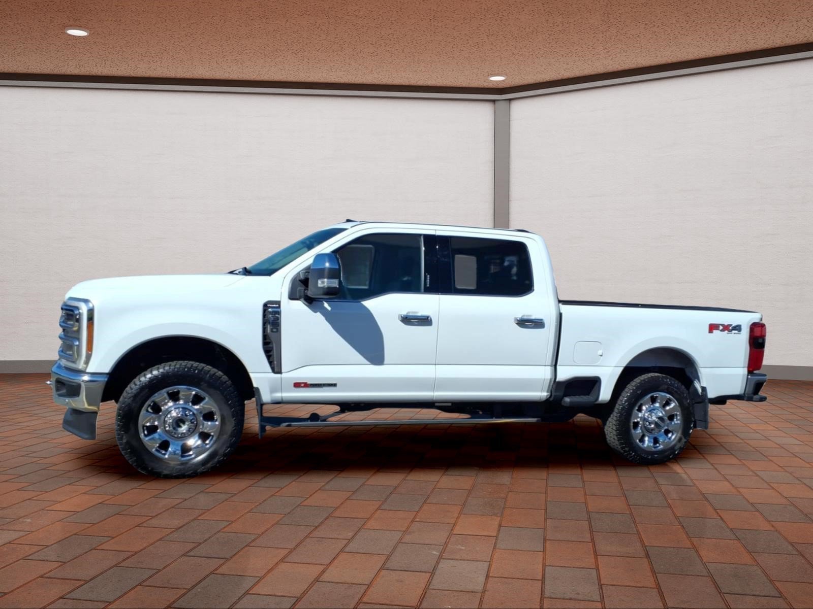 Used 2023 Ford F350 Lariat w/ Lariat Ultimate Package AWD/4WD image 4
