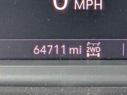 Used 2021 Chevrolet Silverado 2500 LT image 26