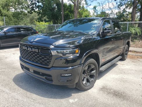 Used 2025 RAM 1500 Big Horn AWD/4WD image 4