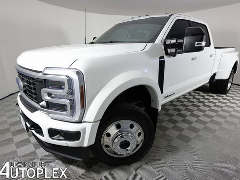 Used 2025 Ford F450 Platinum image 1