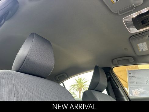 Used 2025 Toyota Prius LE image 18