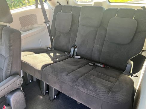 Used 2014 Dodge Grand Caravan SE w/ Quick Order Package 29E SE image 17