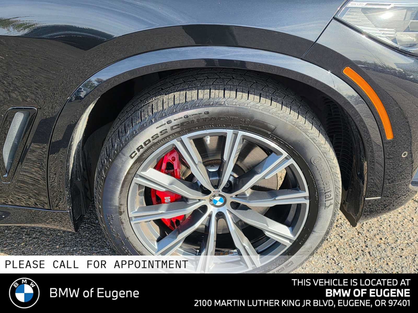 Used 2022 BMW X5 M50i w/ Premium Package AWD/4WD image 9