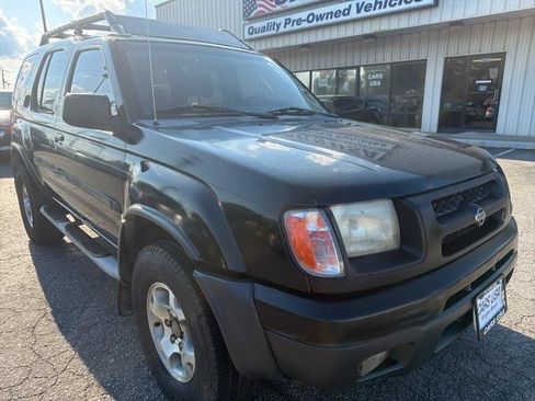 Used 2000 Nissan Xterra XE RWD image 3