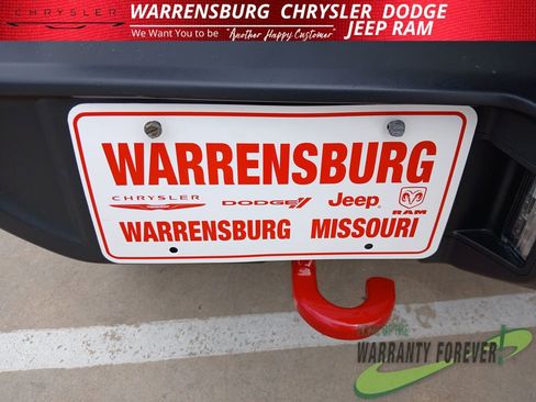 Used 2023 Jeep Wrangler Unlimited Rubicon w/ Cold Weather Group AWD/4WD image 33