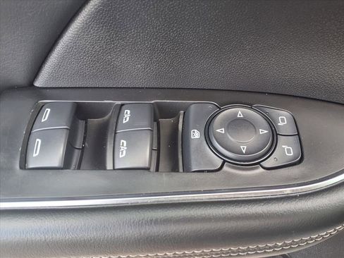 Used 2021 Buick Envision Preferred FWD image 12