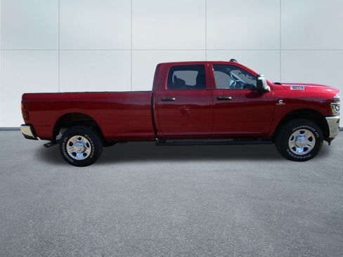 New 2026 RAM 2500 Tradesman AWD/4WD image 7