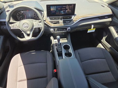 New 2026 Nissan Altima 2.5 SV FWD image 9