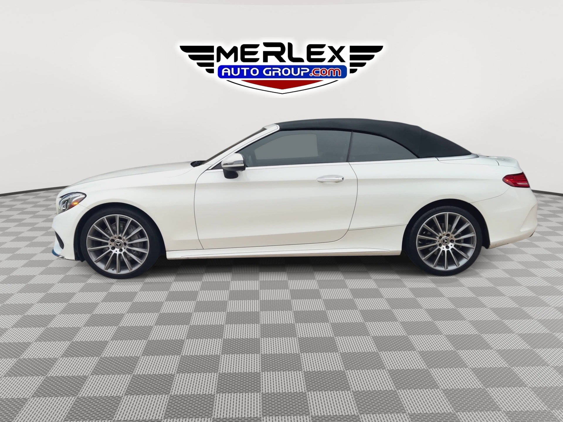 Used 2018 Mercedes-Benz C 300 4MATIC Cabriolet image 5