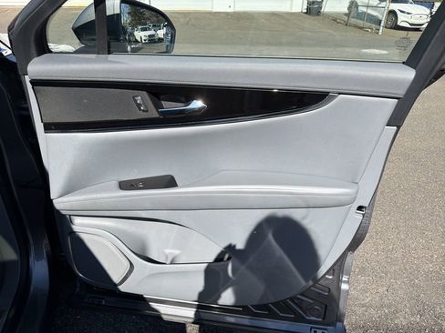 Used 2022 Lincoln Nautilus Reserve w/ Cargo Utility Package image 14