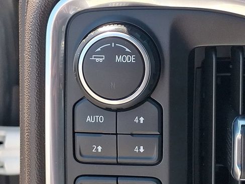 Used 2021 Chevrolet Silverado 1500 LTZ w/ LTZ Premium Package AWD/4WD image 26