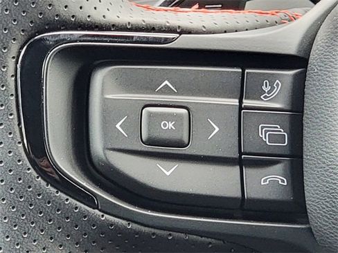 Used 2024 Dodge Charger R/T w/ Plus Group image 33