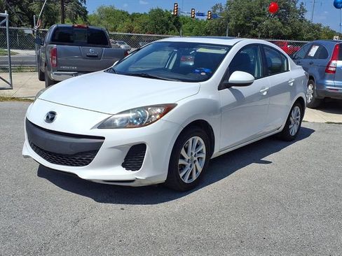 Used 2012 MAZDA MAZDA3 i Touring FWD image 3