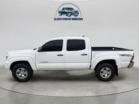 Used 2015 Toyota Tacoma 4x4 Double Cab w/ TRD Off-Road Package image 5
