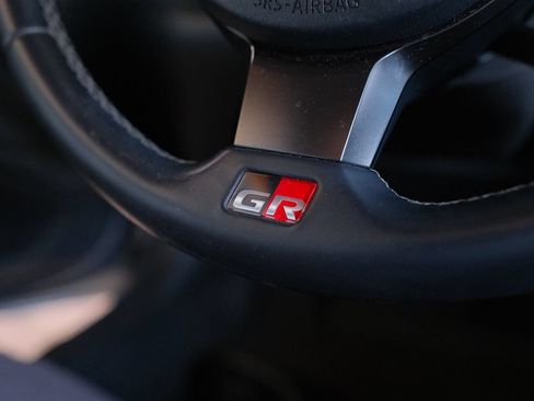 Used 2022 Toyota GR86 w/ ALL Weather Mat Package (TMS) RWD image 41
