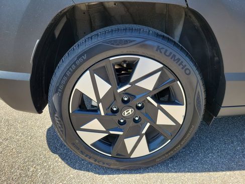 Used 2024 Hyundai Kona SEL FWD image 27