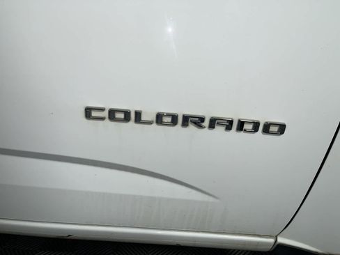 Used 2022 Chevrolet Colorado LT w/ Fleet Safety Package image 11