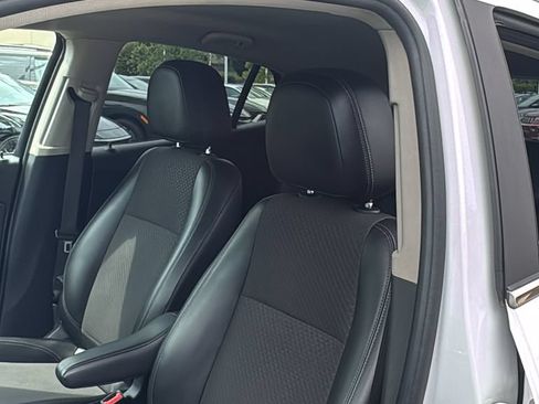 Used 2020 Buick Encore Preferred FWD image 12