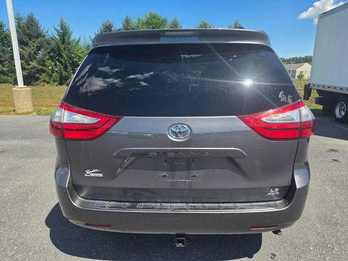 Used 2017 Toyota Sienna LE w/ Protection Package AWD/4WD image 15
