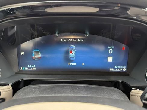 New 2026 Lincoln Corsair Premiere image 10