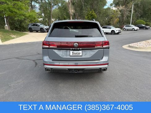 Used 2024 Volkswagen Atlas Peak Edition SEL AWD/4WD image 5