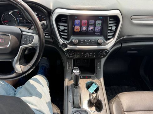 Used 2017 GMC Acadia SLT AWD/4WD image 17