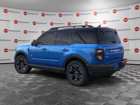 New 2025 Ford Bronco Sport Outer Banks w/ Outer Banks Tech Package+ AWD/4WD image 4