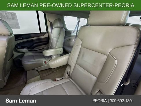 Used 2018 Chevrolet Suburban LT image 25