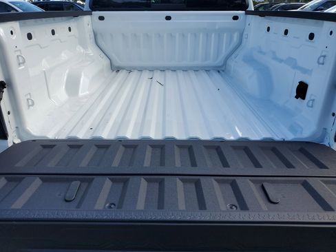 New 2026 GMC Canyon Elevation w/ Convenience Package image 6