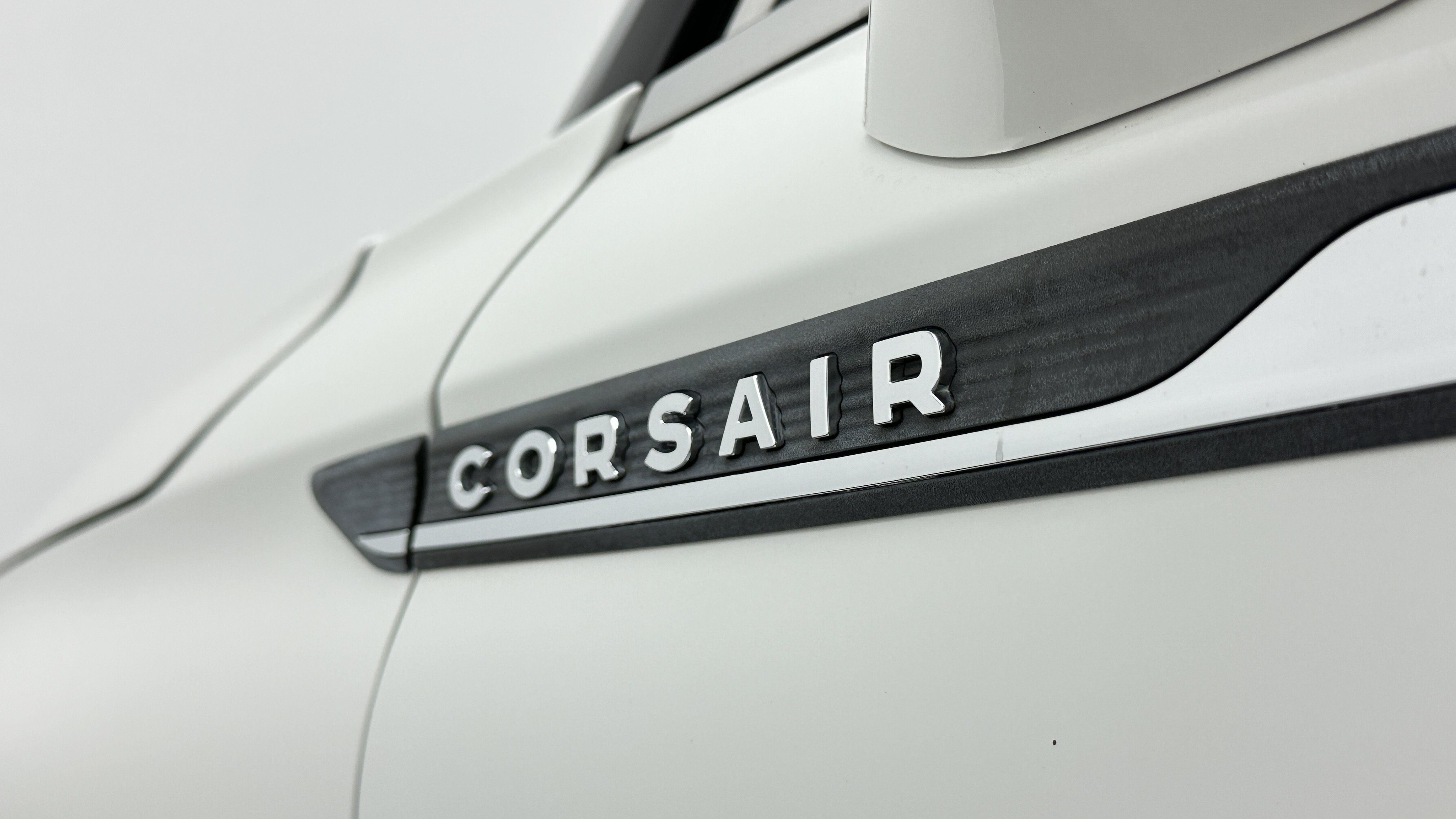 Used 2021 Lincoln Corsair FWD w/ Equipment Group 101A image 8