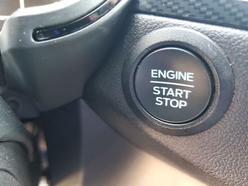 Used 2025 Ford Escape ST-Line FWD image 21