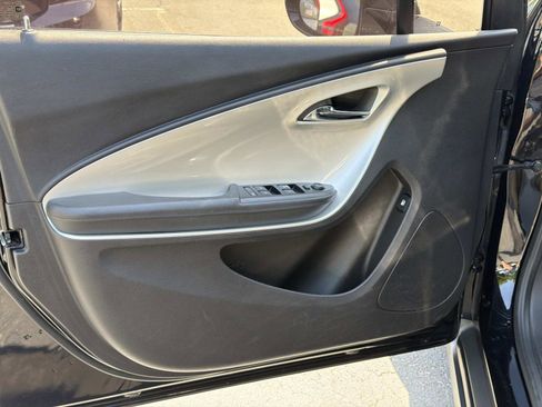 Used 2014 Chevrolet Volt Premium w/ Premium Trim Package FWD image 15