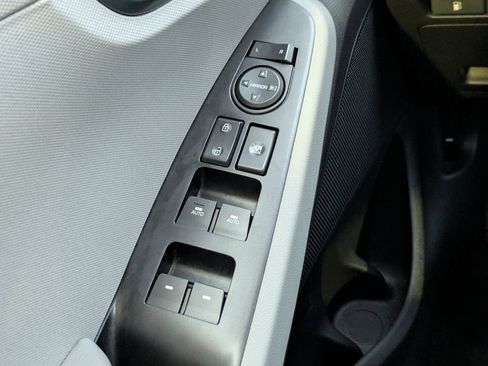 Used 2020 Hyundai Ioniq SEL image 25