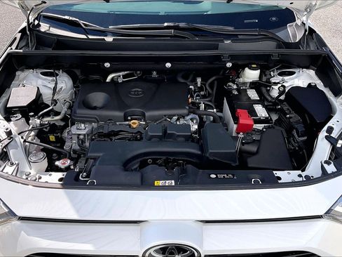 Used 2023 Toyota RAV4 XLE Premium AWD/4WD image 13