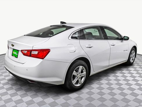 Used 2024 Chevrolet Malibu LS w/ Driver Confidence Package image 8
