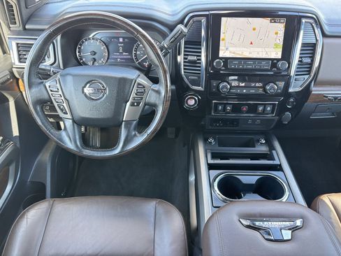 Used 2021 Nissan Titan Platinum Reserve image 3