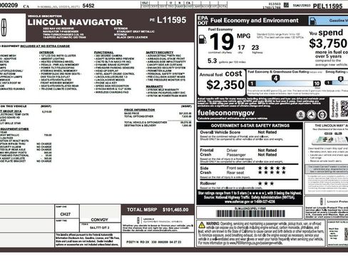 Used 2023 Lincoln Navigator Reserve image 2