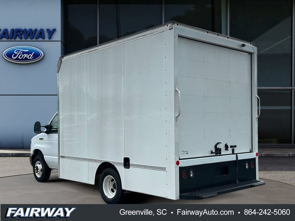 Used 2024 Ford E-350 and Econoline 350 Super Duty w/ Driver's Safety Package RWD image 6
