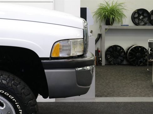 Used 2000 Dodge Ram 2500 Truck SLT image 57