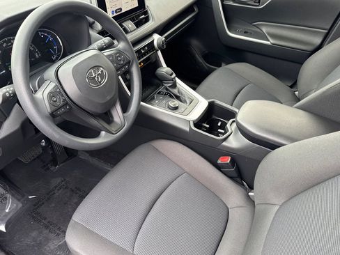 Certified 2025 Toyota RAV4 LE image 12