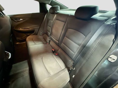 Used 2016 Chevrolet Malibu LT image 24
