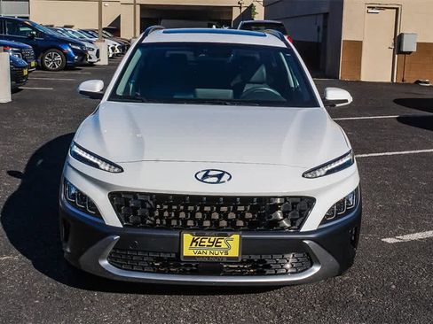 Certified 2022 Hyundai Kona Limited image 2